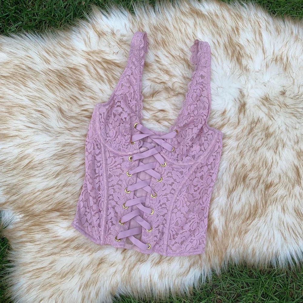 Victoria’s Secret Y2K floral lace bustier corset top